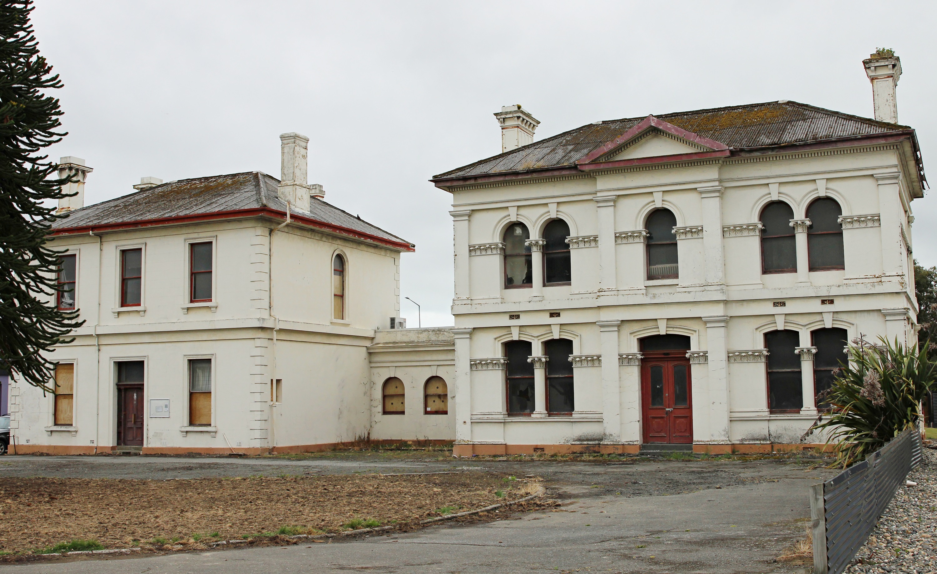 Dee Street Hospital (Former)